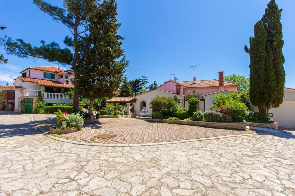 Apartments Vjera Медулин Экстерьер фото