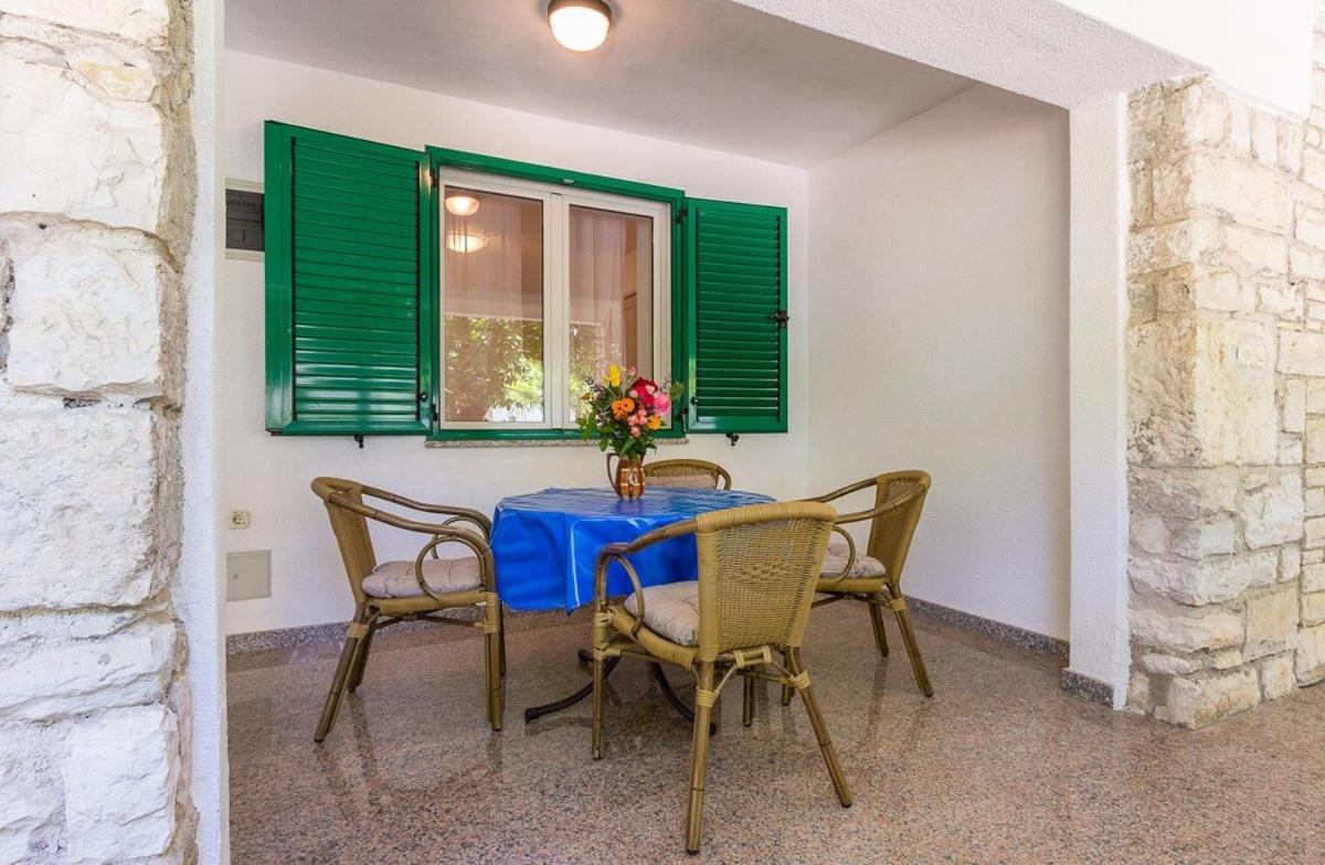 Apartments Vjera Медулин Экстерьер фото